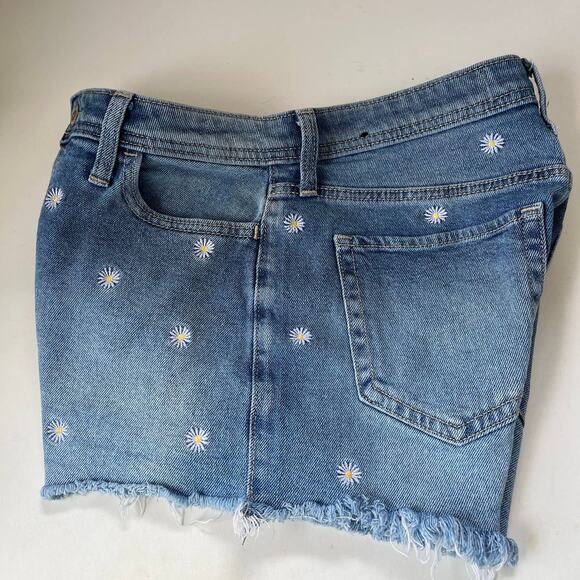 Hollister Y2K Daisy Button Fly Jean Womens Shorts Sz 3 Festival Frayed Embroider - Picture 4 of 9